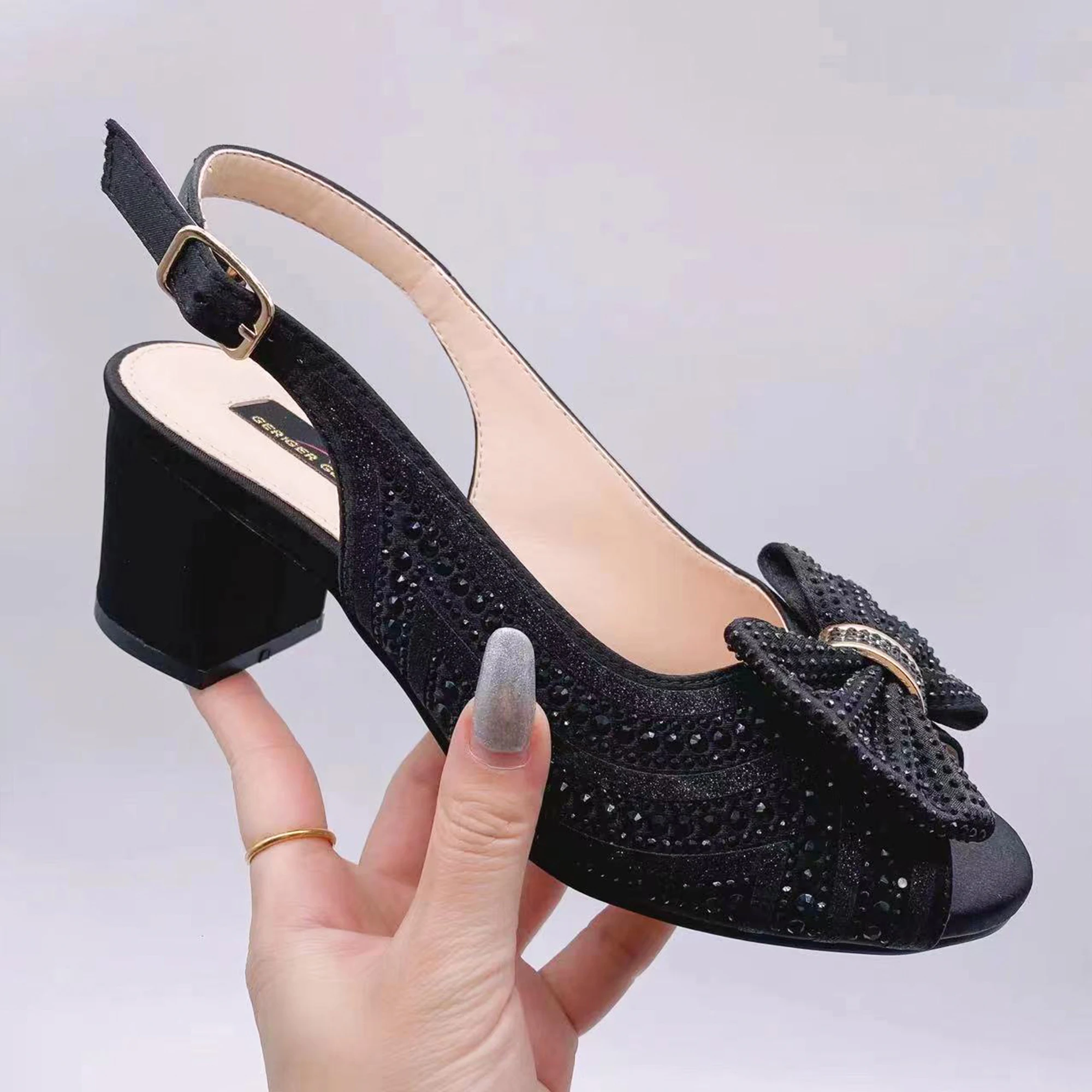 

Fashionable Italian Design Casual Ankle Strap Shoes Rrhinestone Polka Dots Bowknot Summer Party Wedding Women High Heels Sandals