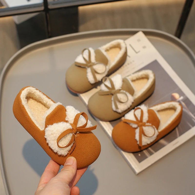 2023 Kids New Girls Casual Shoe Simple Non-slip Bow Round-toe Kids Fashion Leather Shoes PU Children Loafers Slip-on Cotton Cute
2023 Kids New Girls Casual Shoe Simple Non-slip Bow Round-toe Kids Fashion Leather Shoes PU Children Loafers Slip-on Cotton Cute