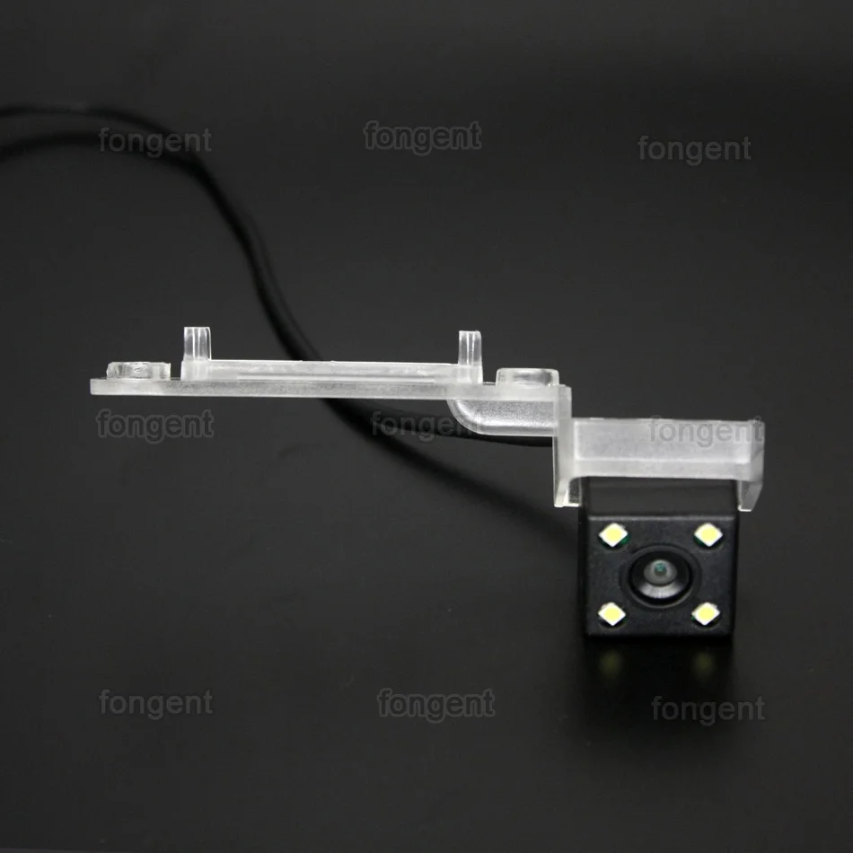 Rear_View_Camera_for_Volkswagen_Bora_VW_Magotan_Skoda_Superb_2008_2009_2010_2011_2012_Car (11).JPG