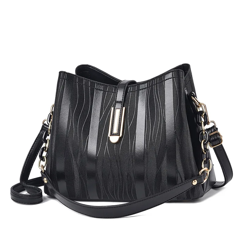2023 summer new net red bucket bag women's large capacity messenger bag soft leather shoulder bag
2023 summer new net red bucket bag women's large capacity messenger bag soft leather shoulder bag