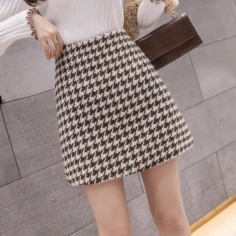 

2024 Spring Autumn New Houndstooth Slim A-line Short Skirt Vintage Y2k High Waisted All Match Woolen Plaid Women Mini Skirt