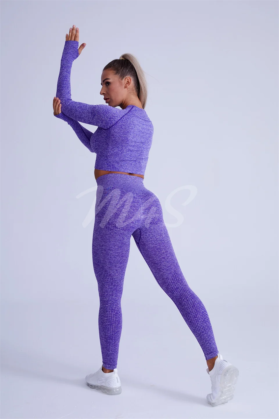 Ensemble Weibliche 2 Stück Yoga Set Frauen Nahtlose Daumen Loch Gym Workout Fitness Kleidung Sportswear Langarm Crop Top Leggings Ensemble Weibliche 2 Stück Yoga Set Frauen Nahtlose Daumen Loch Gym Workout Fitness Kleidung Sportswear Langarm Crop Top Leggings