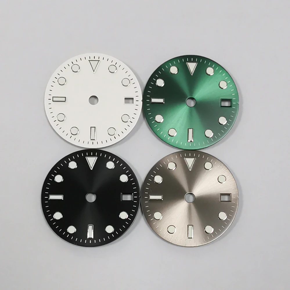 

New 29MM logo free modified GMT four pin dial accessory with green glow lettering suitable for Japanese NH34 movement