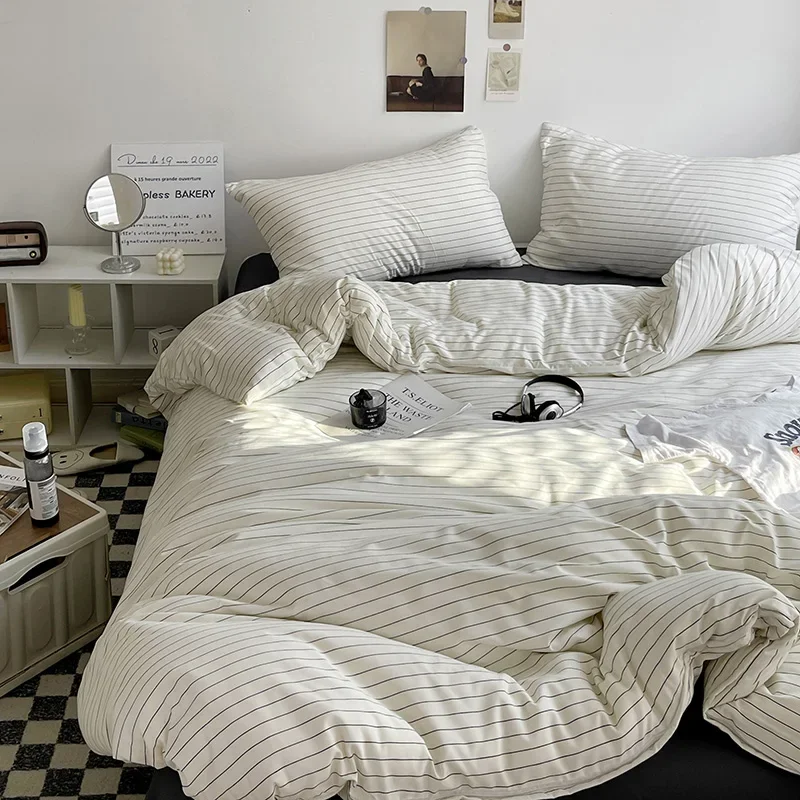 

Bed Linen Bed Sheets Set Stripes Duvet Suit Cover Set Quilt Cover Bed Sheet Quilt Sets Queen Size INS Blogger Comforter Sets