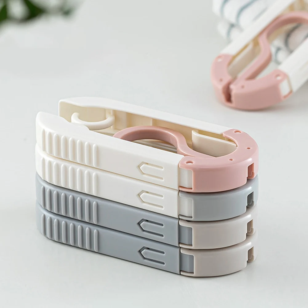 2/5PCS Foldable Clothes Hanger Wear Resistant Home Clothes Hanger For Outdoor Travel
2/5PCS Foldable Clothes Hanger Wear Resistant Home Clothes Hanger For Outdoor Travel