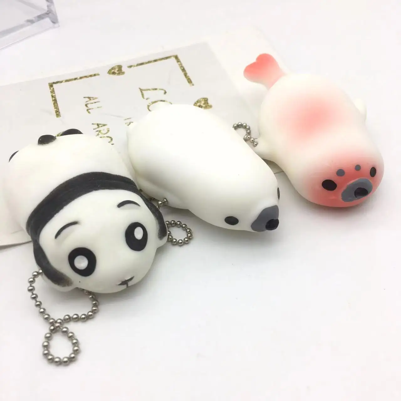 Decompression Toy Polar Bear Hand Pinching Keychain Venting Anti Lrritability Anxiety Pinching Joy Panda Squeezing Bag Pendant
Decompression Toy Polar Bear Hand Pinching Keychain Venting Anti Lrritability Anxiety Pinching Joy Panda Squeezing Bag Pendant