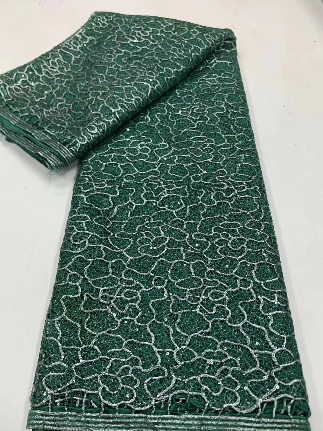High Quality French Guipure Sequins Lace Fabric Net African Nigerian Mesh Guipure Lace With Sequins Fabric For Wedding Party
High Quality French Guipure Sequins Lace Fabric Net African Nigerian Mesh Guipure Lace With Sequins Fabric For Wedding Party