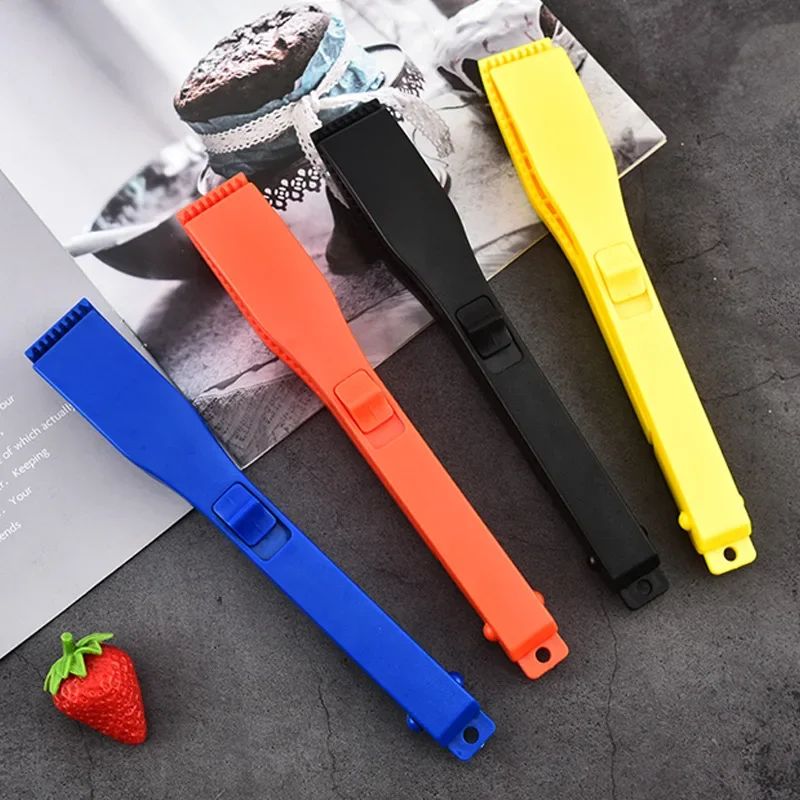 1Pcs Multifunctional Fishing Fish Clip Hand Controller Tackle Tool Body Grip Clamp Gripper Grabber with Lock Switch
1Pcs Multifunctional Fishing Fish Clip Hand Controller Tackle Tool Body Grip Clamp Gripper Grabber with Lock Switch