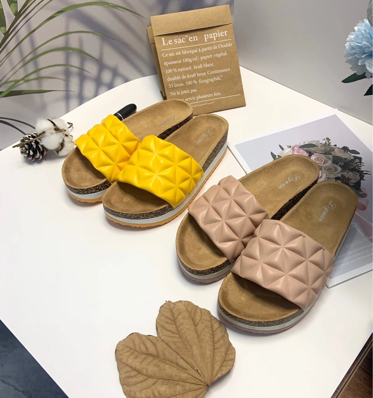Thick Soled Slides Women Cork Slippers Lady Fashion Summer Flip Flops Soft Leather Comfort Casual Sandals Female Antiskid Shoes
Thick Soled Slides Women Cork Slippers Lady Fashion Summer Flip Flops Soft Leather Comfort Casual Sandals Female Antiskid Shoes