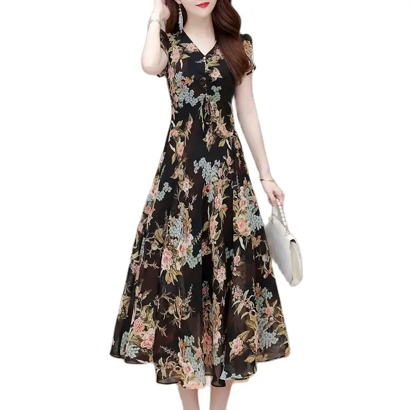 Printed Skirt 2023 New Summer Dress Women Loose Western Style Aging Middle-aged Mother V-neck Waist Slim Chiffon Dress WomenTide
Printed Skirt 2023 New Summer Dress Women Loose Western Style Aging Middle-aged Mother V-neck Waist Slim Chiffon Dress WomenTide