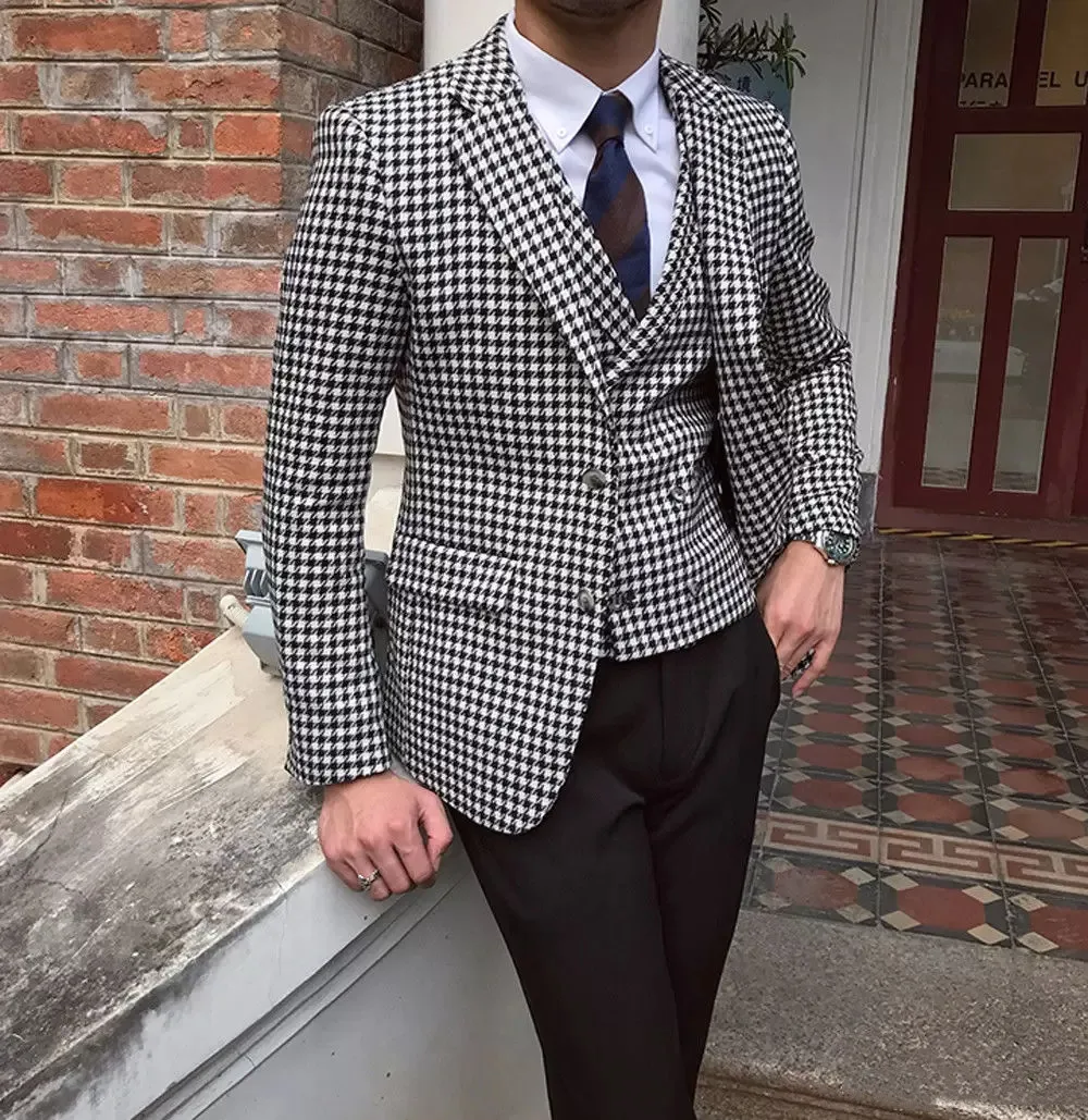 Houndstooth Men Suit 3 Pieces Business Blazer Vest Black Pants Single Breasted Wedding Groom Formal Work Party Causal Tailored
Houndstooth Men Suit 3 Pieces Business Blazer Vest Black Pants Single Breasted Wedding Groom Formal Work Party Causal Tailored