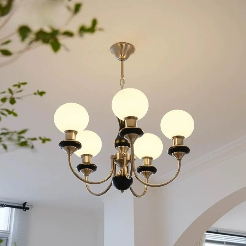 

French retro luxury black living room magic bean chandelier Bauhaus design personality bedroom study cloakroom chandelier