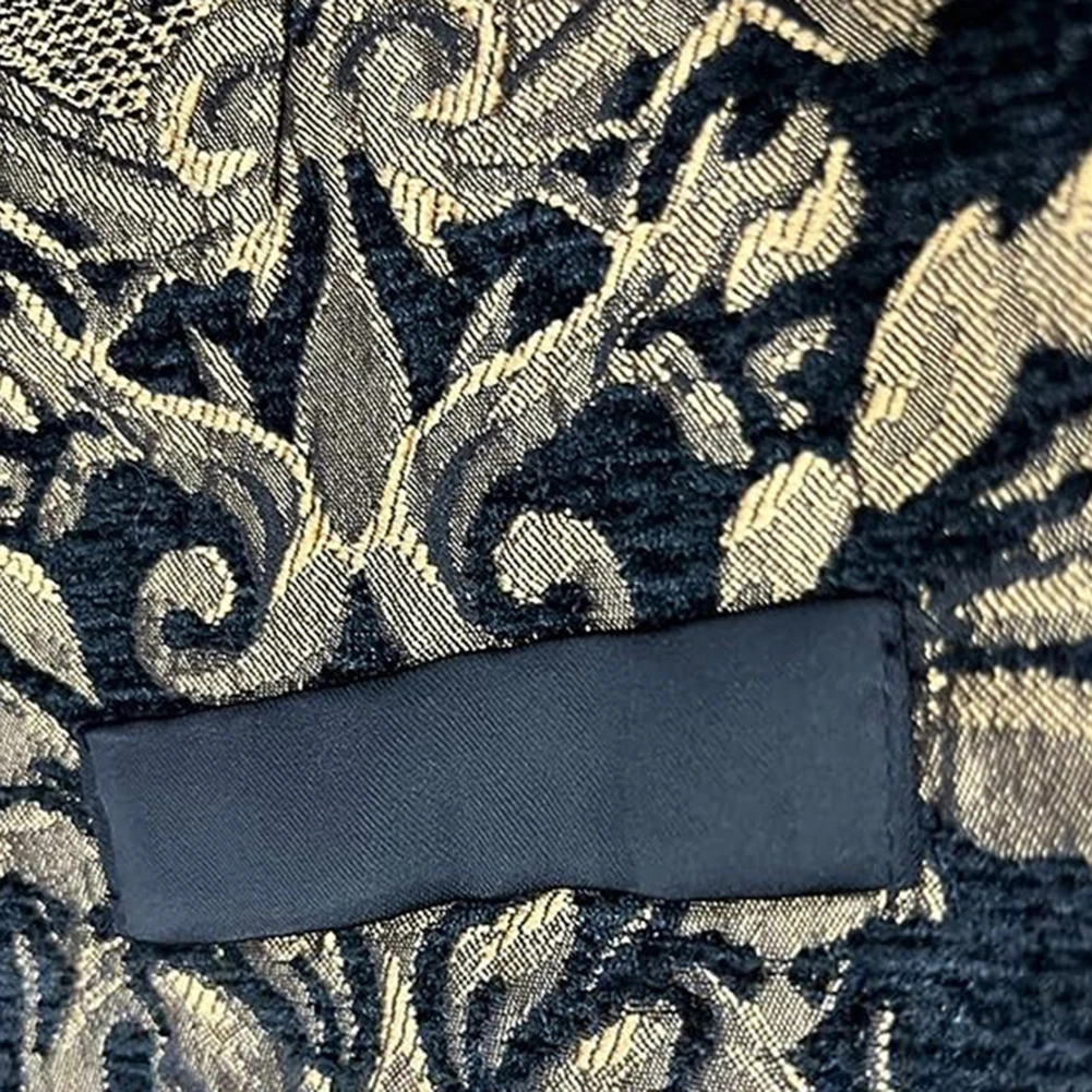 Men's Slim Fit Gothic Steampunk Waistcoat Decorative Pattern Victorian Cosplay Vest Formal Business Suit Vest
Men's Slim Fit Gothic Steampunk Waistcoat Decorative Pattern Victorian Cosplay Vest Formal Business Suit Vest