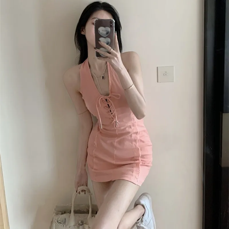 2023 Summer New Dress Sexy Spicy Girl Wind V-neck Hanging Neck Style Strapless Wrap The Buttocks Bandage Lady Free Shipping
2023 Summer New Dress Sexy Spicy Girl Wind V-neck Hanging Neck Style Strapless Wrap The Buttocks Bandage Lady Free Shipping