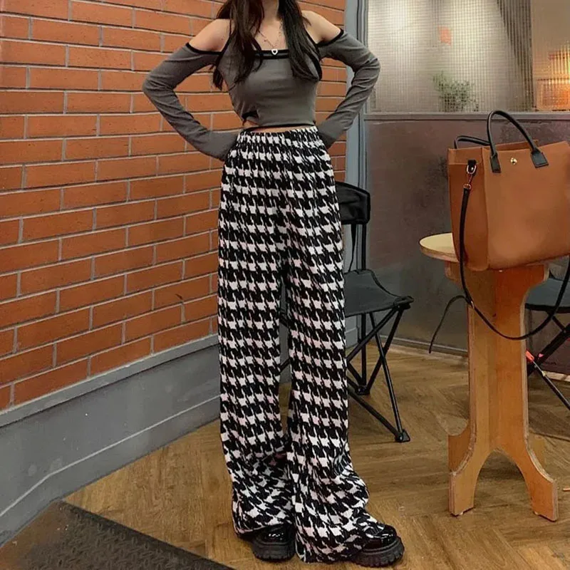 High Waist Houndstooth Print Wide Leg Pants Women Korean Folds Loose All Match Straight Trousers Fashion Streetwear Casual Pants
High Waist Houndstooth Print Wide Leg Pants Women Korean Folds Loose All Match Straight Trousers Fashion Streetwear Casual Pants