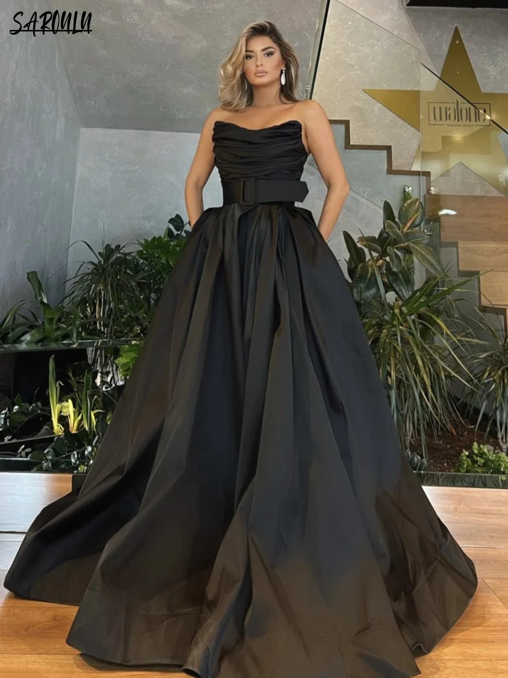 Simple Strapless Sleeveless Bride Robe Elegant Belt Bridal Dresses Classic A-line Satin Evening Dress Vestidos De Novia
Simple Strapless Sleeveless Bride Robe Elegant Belt Bridal Dresses Classic A-line Satin Evening Dress Vestidos De Novia