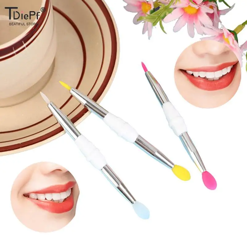 Double Headed Silicone Brush With Cover Lip Brush And Detail Brush Lip Balm Lipstick Lipgloss Applicator Eyeliner Eyebrow Brush
Double Headed Silicone Brush With Cover Lip Brush And Detail Brush Lip Balm Lipstick Lipgloss Applicator Eyeliner Eyebrow Brush