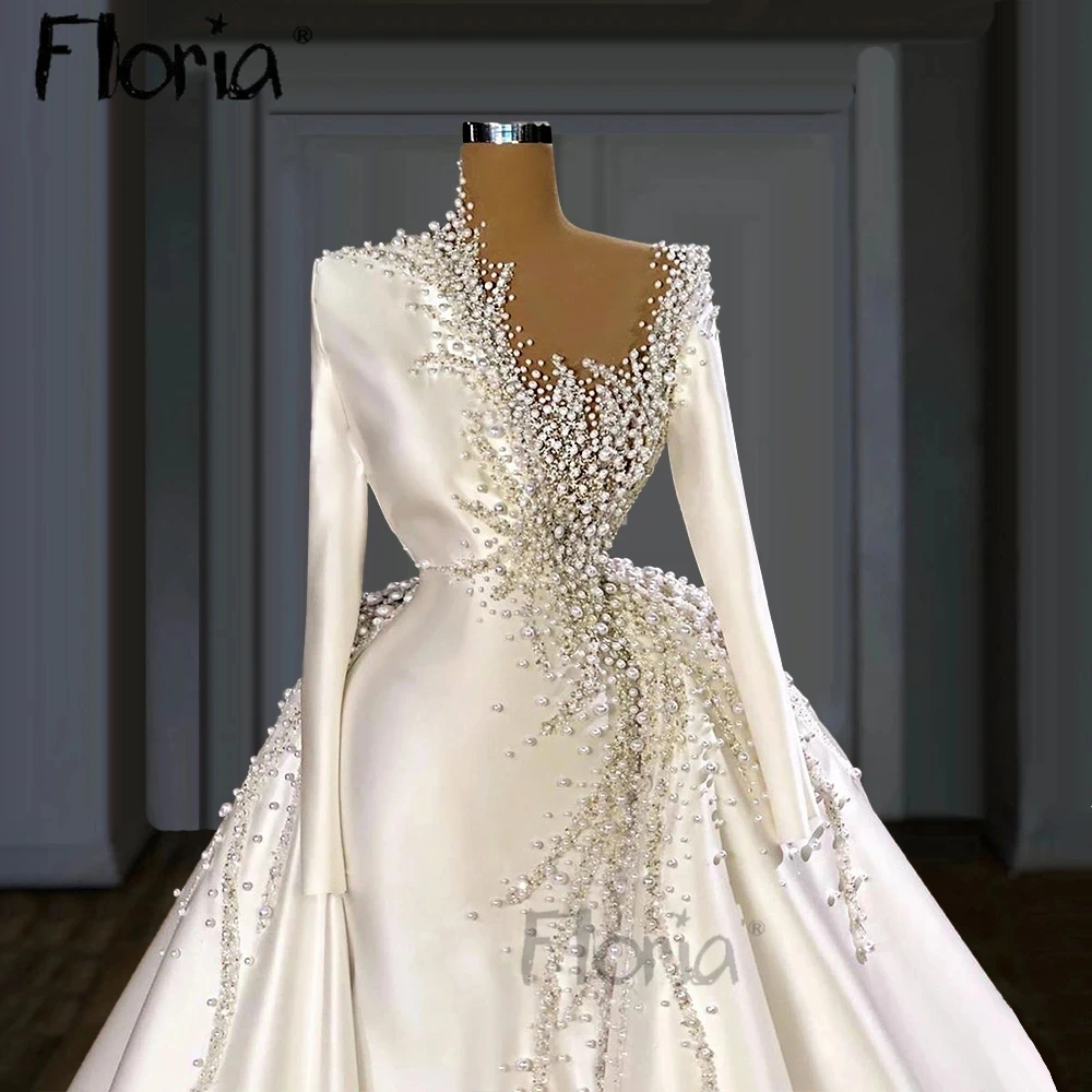 Plus Size Pearls Satin Wedding Dresses With Detachable Train Long Sleeves Bridal Gowns Formal Beading Crystals Vestidos De Novia
Plus Size Pearls Satin Wedding Dresses With Detachable Train Long Sleeves Bridal Gowns Formal Beading Crystals Vestidos De Novia