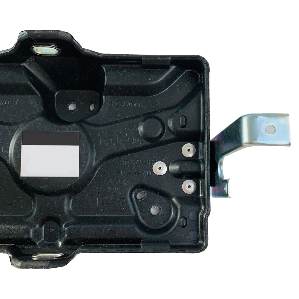 Батарейный отсек для Mitsubishi Pajero Montero IV V73 V75 V78 V93 V97 V98 MR440935 Plug and Play, сборка не требуется
Батарейный отсек для Mitsubishi Pajero Montero IV V73 V75 V78 V93 V97 V98 MR440935 Plug and Play, сборка не требуется
