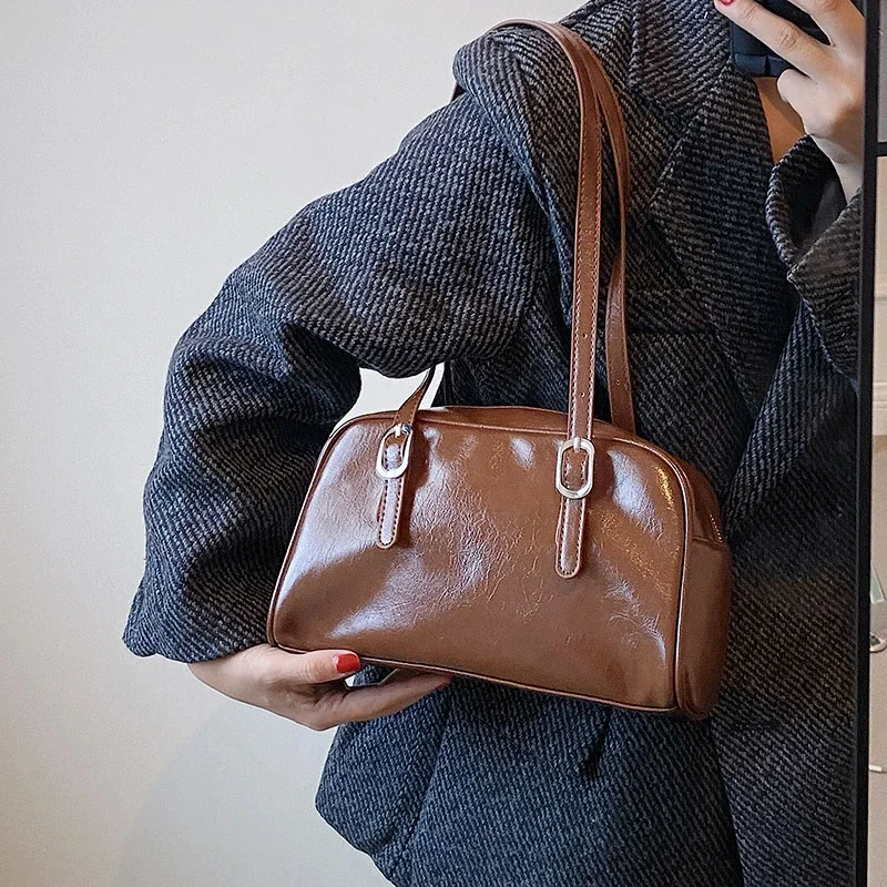 Fashion Zipper Big Women's Shoulder Bags 2024 Leather Female Purse Handbags Large Capacity Ladies Daily Small Casual Tote Bags
Fashion Zipper Big Women's Shoulder Bags 2024 Leather Female Purse Handbags Large Capacity Ladies Daily Small Casual Tote Bags