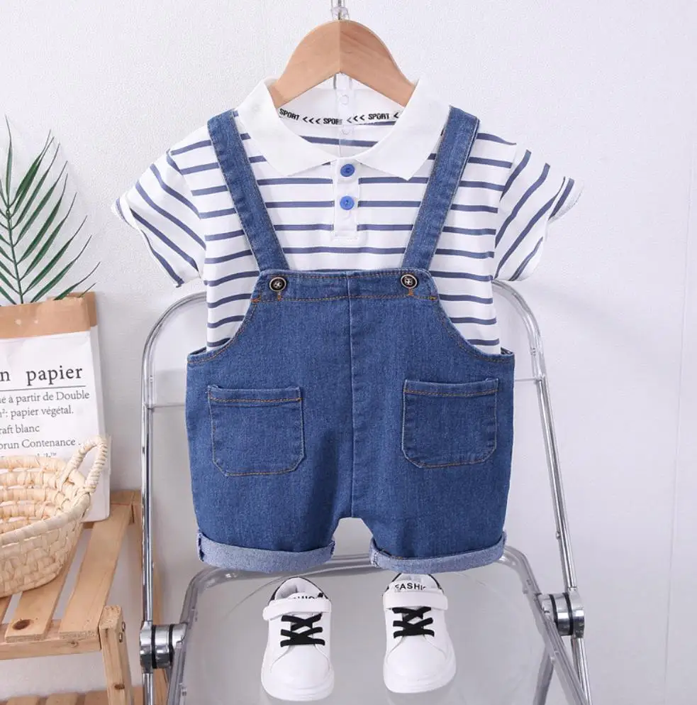 Футболка с коротким рукавом и воротником-лацканом, на возраст от 6 до 12 месяцев
Футболка с коротким рукавом и воротником-лацканом, на возраст от 6 до 12 месяцев