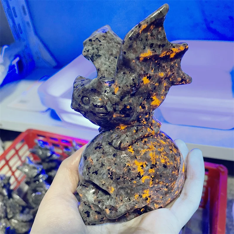 Натуральное украшение Yooperlite с рисунком совы, черепа, драгоценный камень, украшение для дома на Хэллоуин, 1 шт.
Натуральное украшение Yooperlite с рисунком совы, черепа, драгоценный камень, украшение для дома на Хэллоуин, 1 шт.