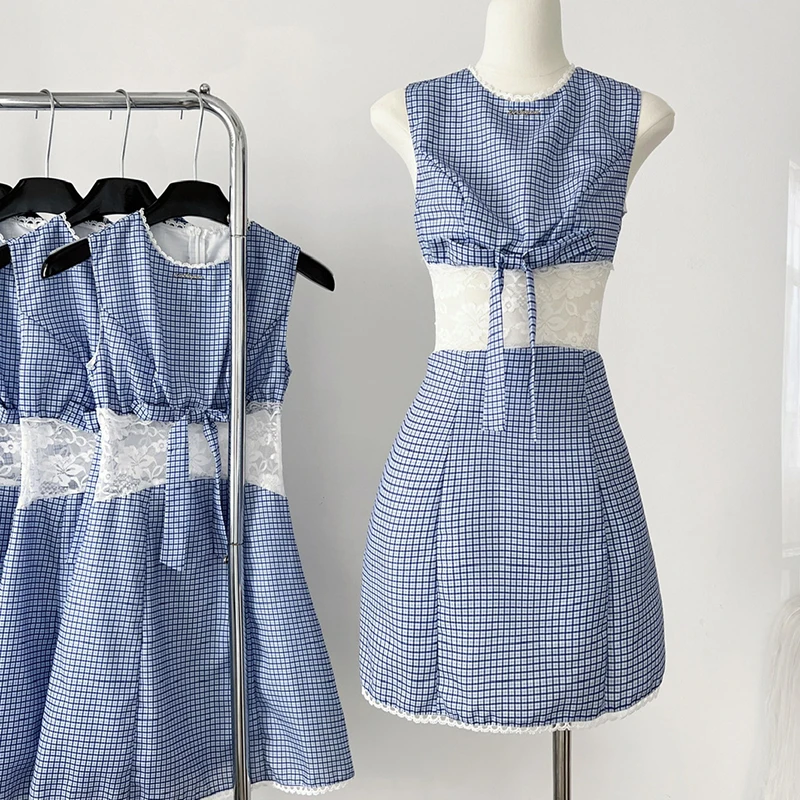 Women Short Plaid Blue Dress Lace Patchwork High Waist A-Line Dress Sleeveless Tank Dress Mini Party Dresses Female 2024 Summer
Women Short Plaid Blue Dress Lace Patchwork High Waist A-Line Dress Sleeveless Tank Dress Mini Party Dresses Female 2024 Summer