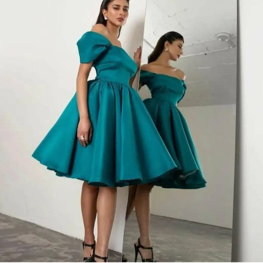 Strapless Long Muslim Evening Dresses A-Line Peacock Blue Corset Back Pleated Satin Robe De Mariée Party Gowns For Women
Strapless Long Muslim Evening Dresses A-Line Peacock Blue Corset Back Pleated Satin Robe De Mariée Party Gowns For Women