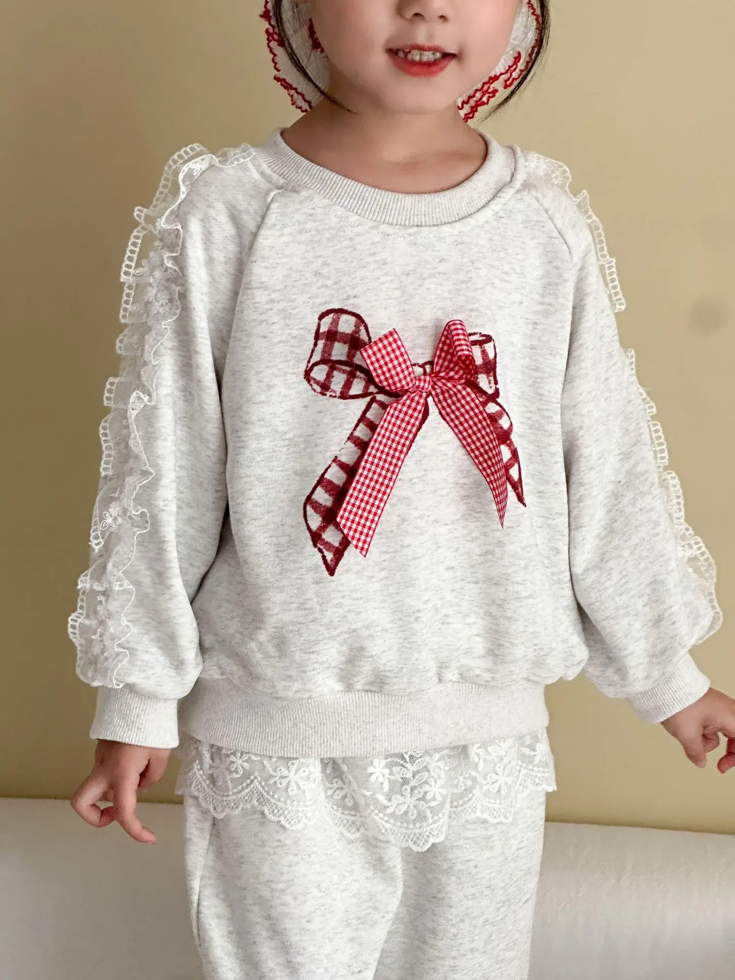 2025 Autumn New Children Long Sleeve Clothes Set Girls Lace Bow Sweatshirt + Sweat Pants 2pcs Suit Cotton Kids Casual Outfits 19 S4d1ef3c929424003b7f3519831e400be1