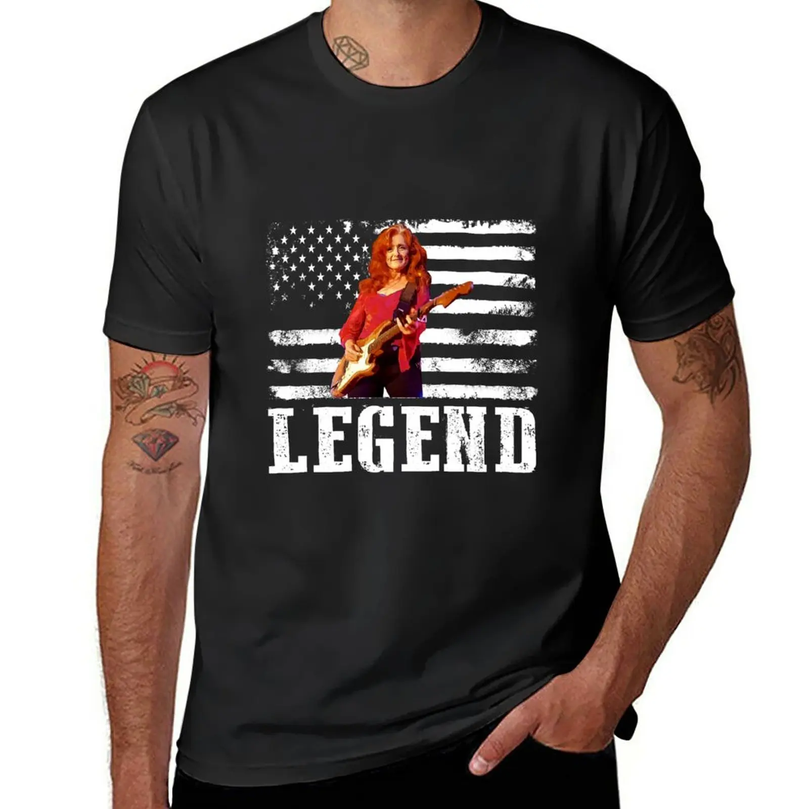 

New Distressed American Flag Bonnie Raitt Music Legend T-Shirt hippie clothes Short sleeve men clothing