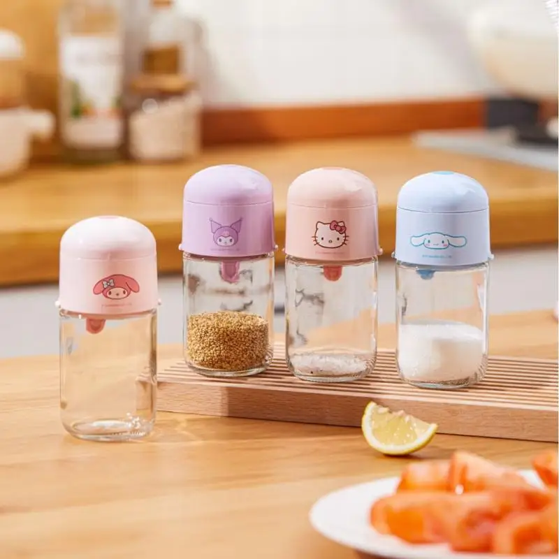 Милая мелодия Kuromi Cinnamoroll Kitty, количественная банка для приправ, шейкер для соли, домашний шейкер для соли, мультяшная кухонная утварь
Милая мелодия Kuromi Cinnamoroll Kitty, количественная банка для приправ, шейкер для соли, домашний шейкер для соли, мультяшная кухонная утварь