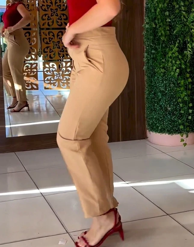 2023 New Autumn Daily Fashion Commuting Elegant Casual Temperament Skinny Slim Fit High Waist Pocket Design Work Pants for Women
2023 New Autumn Daily Fashion Commuting Elegant Casual Temperament Skinny Slim Fit High Waist Pocket Design Work Pants for Women