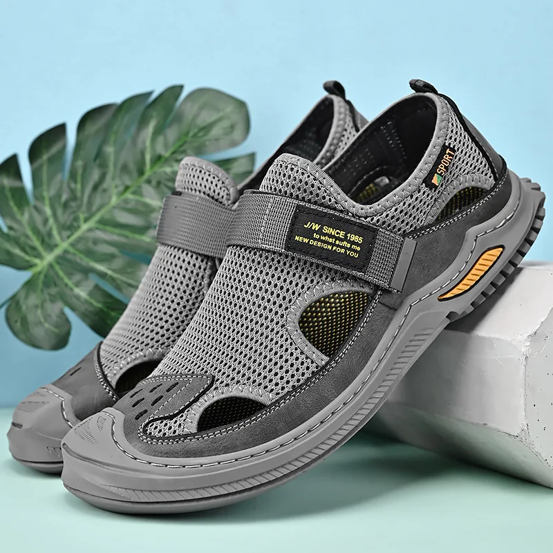 Fashion Men's Sandals Summer New Outdoor Beach Casual Baotou Hole Shoes for Men Breathable Mesh Non-slip Beach Roma Sandals
Fashion Men's Sandals Summer New Outdoor Beach Casual Baotou Hole Shoes for Men Breathable Mesh Non-slip Beach Roma Sandals