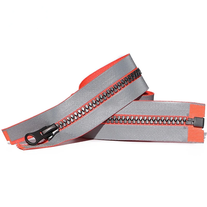 1pcs 80CM Reflective Open-End 5# Resin Zipper For DIY Sewing Jackets Down Coat Triangle Teeth Zippers For Garment Accessories
1pcs 80CM Reflective Open-End 5# Resin Zipper For DIY Sewing Jackets Down Coat Triangle Teeth Zippers For Garment Accessories