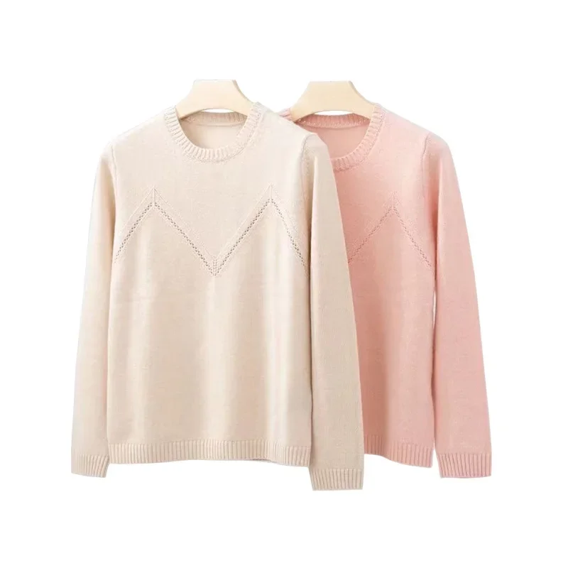 New Autumn and Winter Women Cashmere Warm Long-sleeved Hollow Design Commuting Temperament Top
New Autumn and Winter Women Cashmere Warm Long-sleeved Hollow Design Commuting Temperament Top