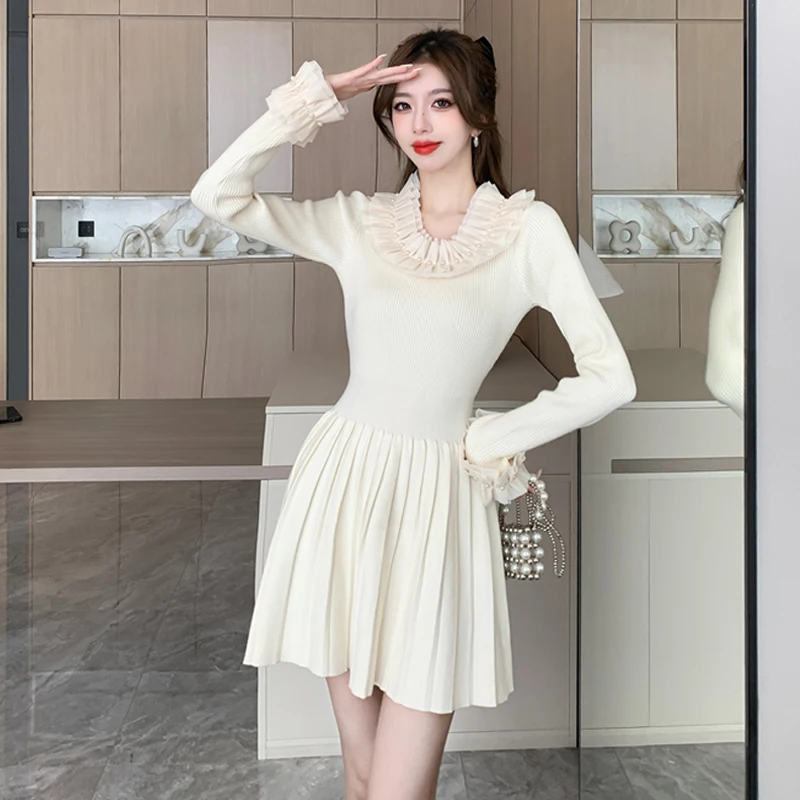 

Women flare sleeve patchwork flounce knitted dress Autumn Winter French gentle Advanced sense Beaded decoration Pleated skirt