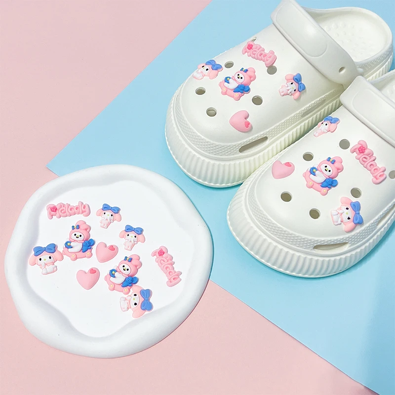 Sanrio Mymelody Kuromi Cinnamoroll Cartoon Shoe Charms Pins Boys Girls Pink Cute Charms Bulk Kids Shoe Decors Party Favor Gifts
Sanrio Mymelody Kuromi Cinnamoroll Cartoon Shoe Charms Pins Boys Girls Pink Cute Charms Bulk Kids Shoe Decors Party Favor Gifts