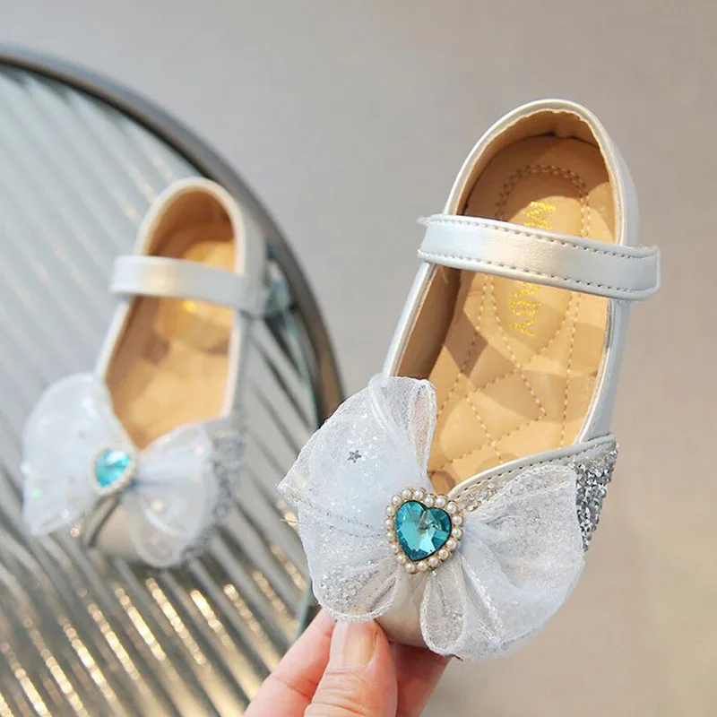 Kids Infant Toddler Baby Sequins Princess Leather Shoes For Girls Slip on Korean Mary Jane Lolita Crystal Party Shoes New 2023
Kids Infant Toddler Baby Sequins Princess Leather Shoes For Girls Slip on Korean Mary Jane Lolita Crystal Party Shoes New 2023