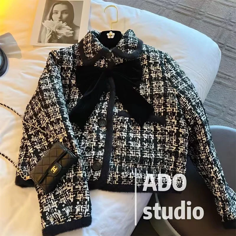 Women Tweed Vintage Plaid Y2K Jacket Long Sleeve Winter Autumn Bow Coat Female Elegant And Chic Top Ladies Korean Clothing 2023
Women Tweed Vintage Plaid Y2K Jacket Long Sleeve Winter Autumn Bow Coat Female Elegant And Chic Top Ladies Korean Clothing 2023