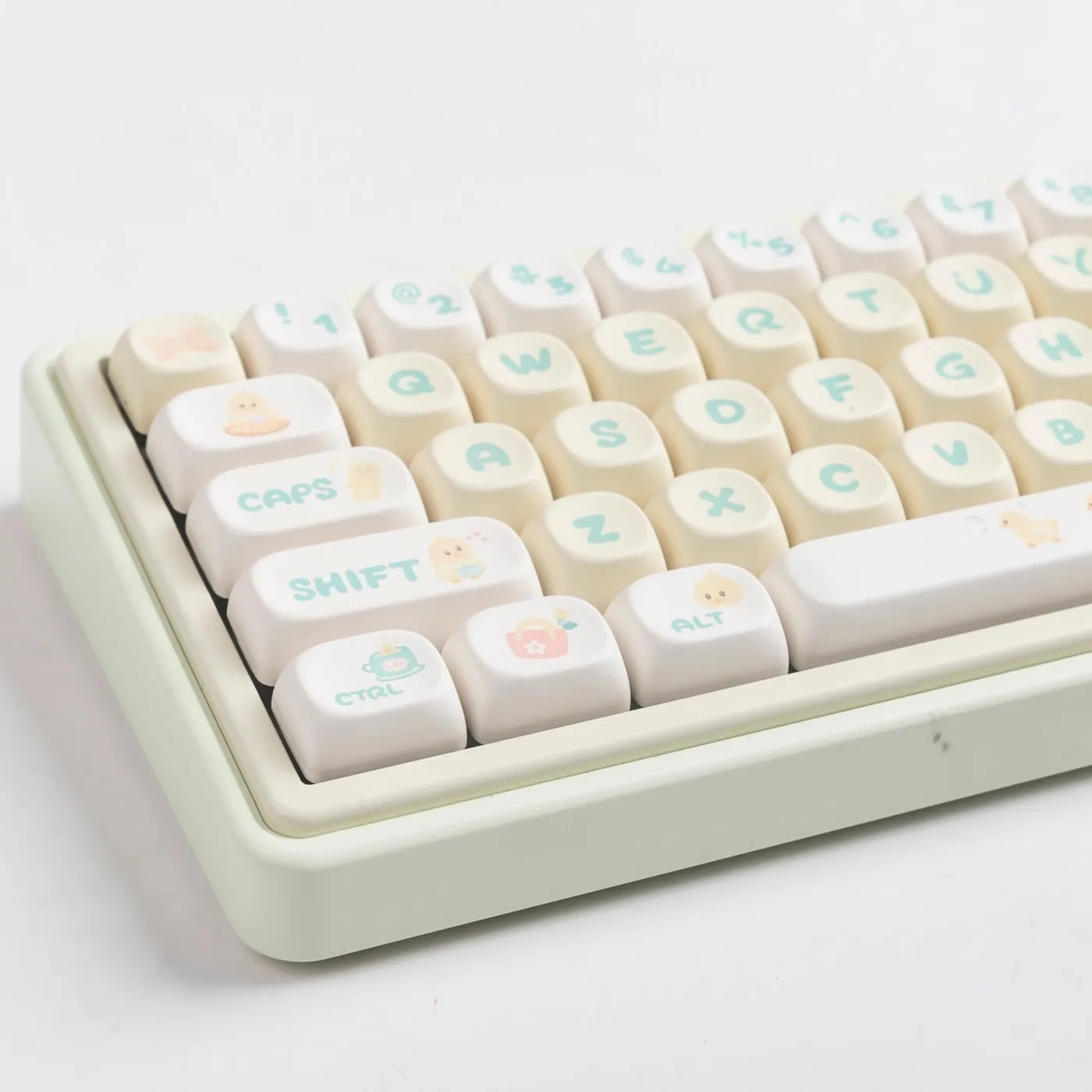 1 Set Cute Cartoon Outing Duckling Keycaps MOA Profile Keycap PBT Dye Sublimation Key Cap For MX Switch Mechanical Keyboard
1 Set Cute Cartoon Outing Duckling Keycaps MOA Profile Keycap PBT Dye Sublimation Key Cap For MX Switch Mechanical Keyboard