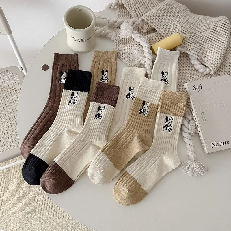 JT High quality Women's socks middle tube stockings embroidery injured rabbit street pile cotton socks for women's socks
JT High quality Women's socks middle tube stockings embroidery injured rabbit street pile cotton socks for women's socks
