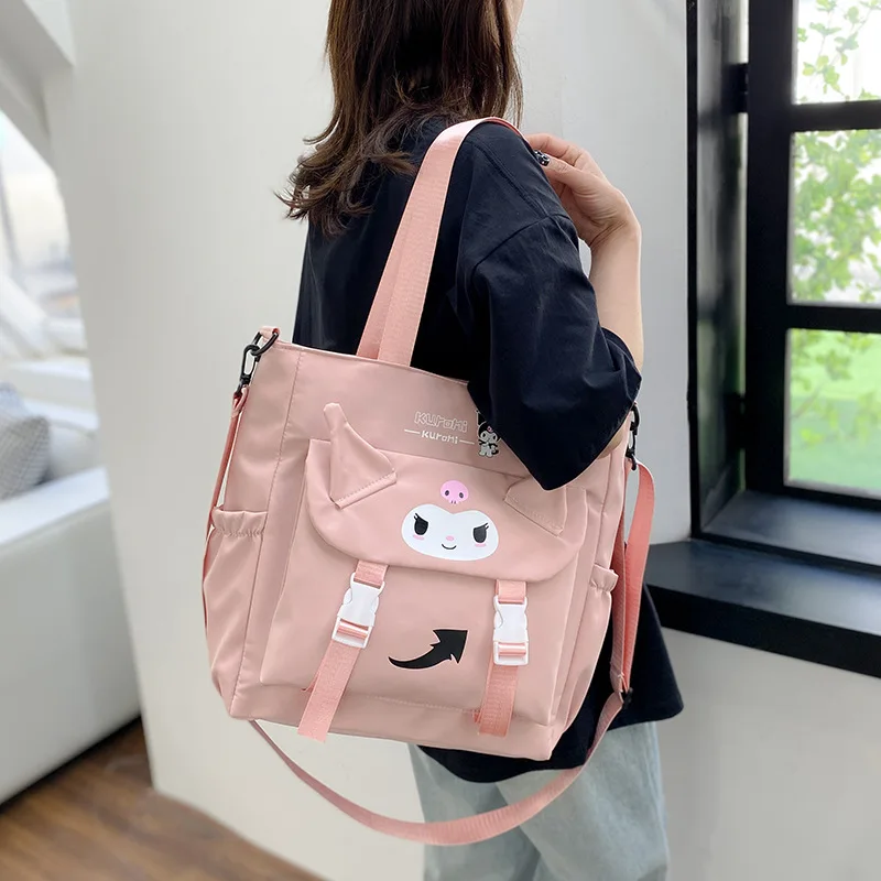Kawaii Sanrio Kuromi New One Shoulder Bag Cartoon Large Capacity Simplicity Student Schoolbag Cute Outdoor Handbag Holiday Gifts
Kawaii Sanrio Kuromi New One Shoulder Bag Cartoon Large Capacity Simplicity Student Schoolbag Cute Outdoor Handbag Holiday Gifts