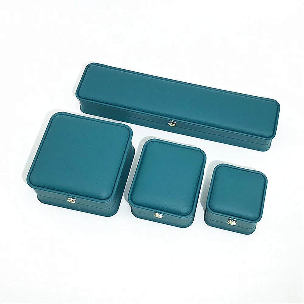 Crown Leather Jewelry Box Wedding Ring Storage Box Pendant Necklace Bracelet Earrings Stud Organizer Gift Jewelry Packaging Case
Crown Leather Jewelry Box Wedding Ring Storage Box Pendant Necklace Bracelet Earrings Stud Organizer Gift Jewelry Packaging Case