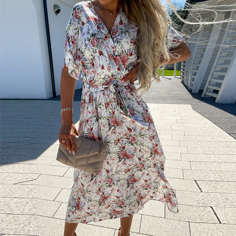 Summer V Neck High Waist Lace-up Party Dress Elegant Floral Print Short Sleeve Long Dress 2024 Female Holiday Beach A-Line Dress
Summer V Neck High Waist Lace-up Party Dress Elegant Floral Print Short Sleeve Long Dress 2024 Female Holiday Beach A-Line Dress