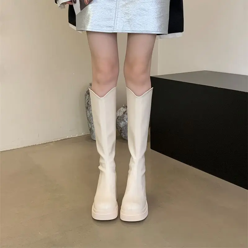 2023 Autumn Winter New Thick heel square toe knee-high boots high but not above the knee knight boots
2023 Autumn Winter New Thick heel square toe knee-high boots high but not above the knee knight boots