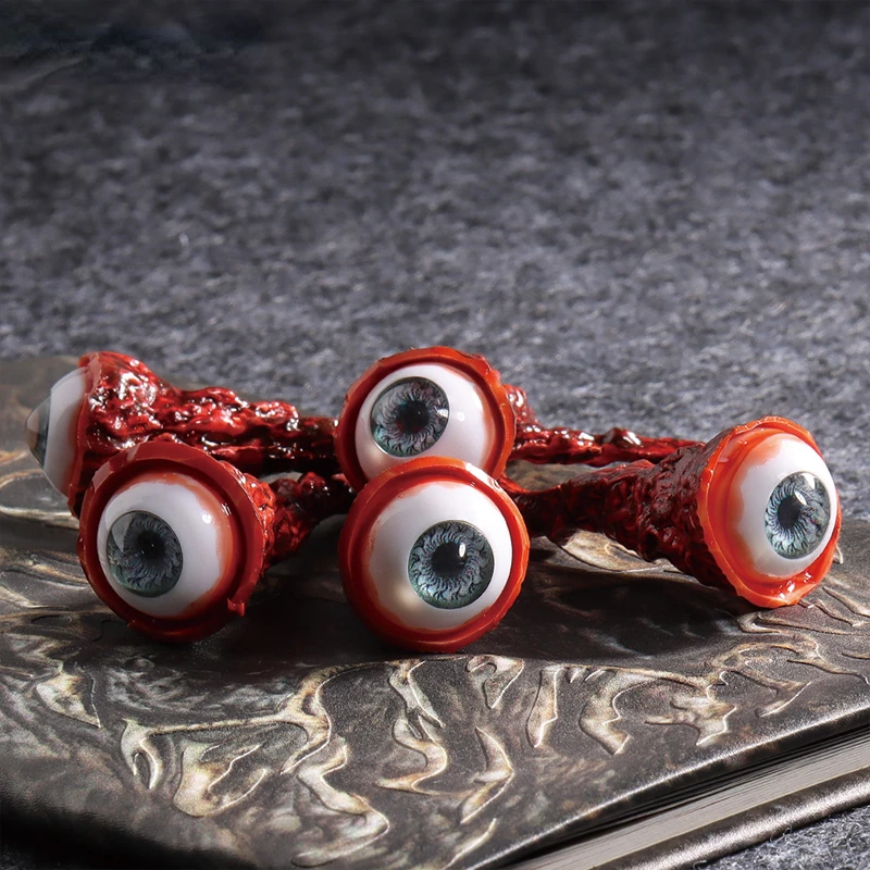 

Halloween Ripped Out Eyeball Horror Prop Realistic Life Bloody Eyeballs Scary Decorate Cosplay Party Costume Horror Props