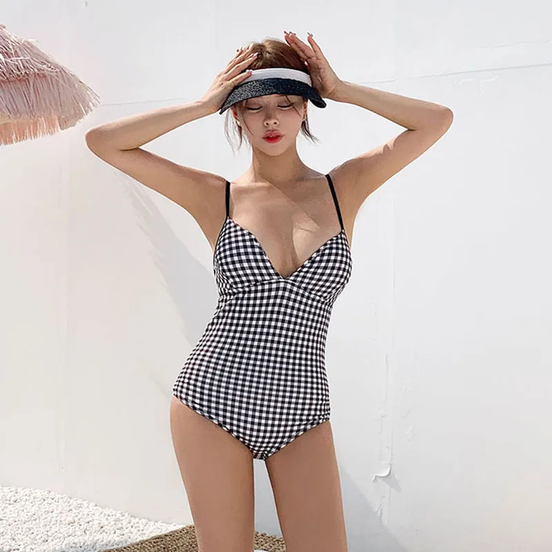 Sexy One Piece Plaid Swimsuit Lady 2022 Monokini Backless Swimwear Women Swimsuits Bath Suit Koren Style Beachwear
Sexy One Piece Plaid Swimsuit Lady 2022 Monokini Backless Swimwear Women Swimsuits Bath Suit Koren Style Beachwear