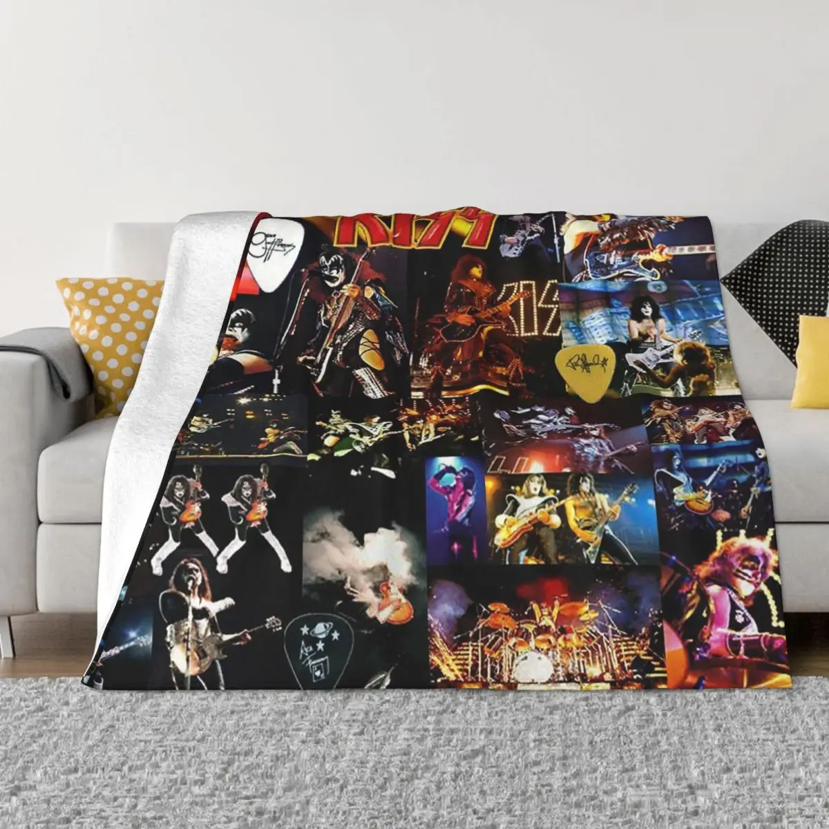 Kiss Blanket Flannel Decoration Super Star Singer Multifunction Warm Throw Blanket for Home Couch Bedspreads
Kiss Blanket Flannel Decoration Super Star Singer Multifunction Warm Throw Blanket for Home Couch Bedspreads
