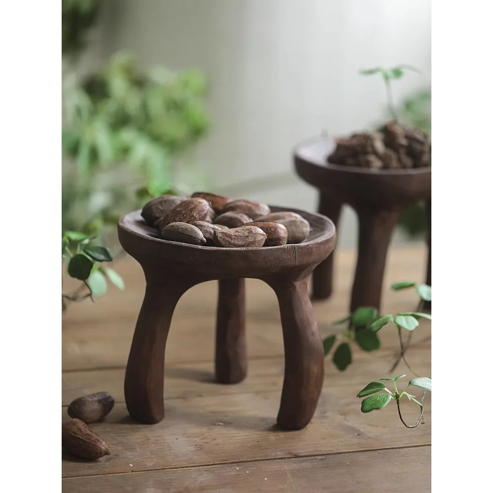 Solid wood three-legged tray Ji Ji Feng Paulownia wood dried fruit bowl black retro old B&B living room porch ornaments
Solid wood three-legged tray Ji Ji Feng Paulownia wood dried fruit bowl black retro old B&B living room porch ornaments