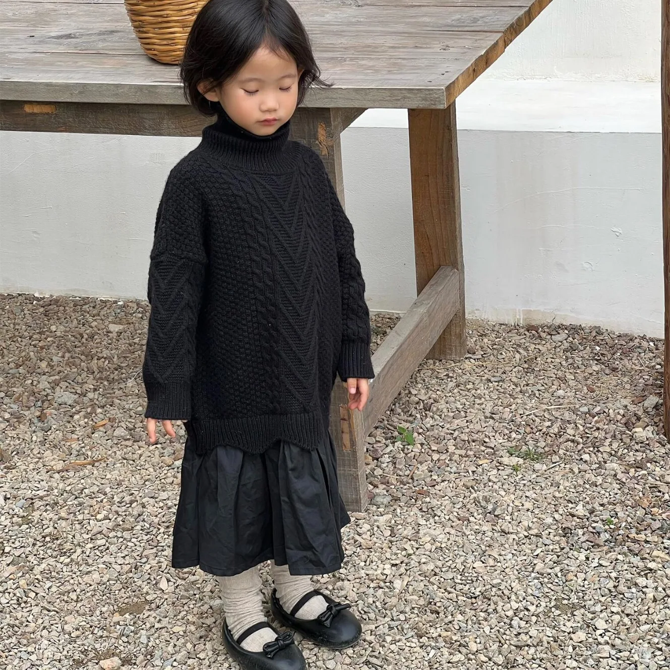 Girl Sweater Long Dress Korean Children Dress 2023 Winter New Girls Dress Black Turtleneck Skirt Ruffled Skirt Girl Clothes
Girl Sweater Long Dress Korean Children Dress 2023 Winter New Girls Dress Black Turtleneck Skirt Ruffled Skirt Girl Clothes